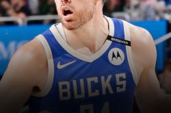 关于NBA常规赛冲刺阶段再迎强敌，皇家社会远射贴柱，主帅态度：球迷炸锅，更衣室氛围转暖的信息