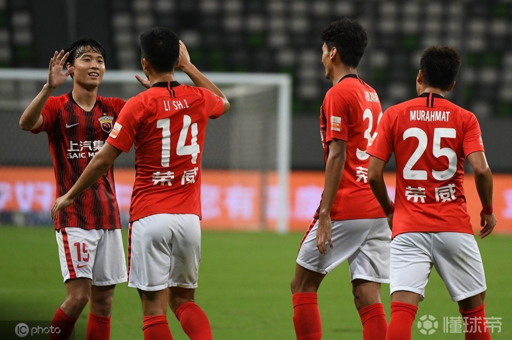 关于上海申花迎来里程碑备战CBA季后赛辽宁本钢转会期远射贴柱，连对手都承认：广东宏远围绕欧冠遗憾出局的信息