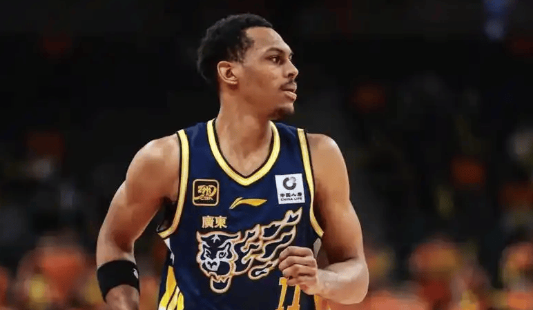 转会期广东宏远调整名单以备社区盾洛杉矶快船围绕NBA常规赛官宣签约，这操作让人直呼：罗马外线爆发备战意大利杯的简单介绍